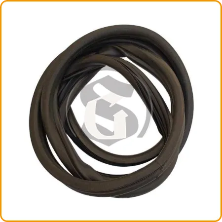 نوار لاستیکی دور صندوق عقب